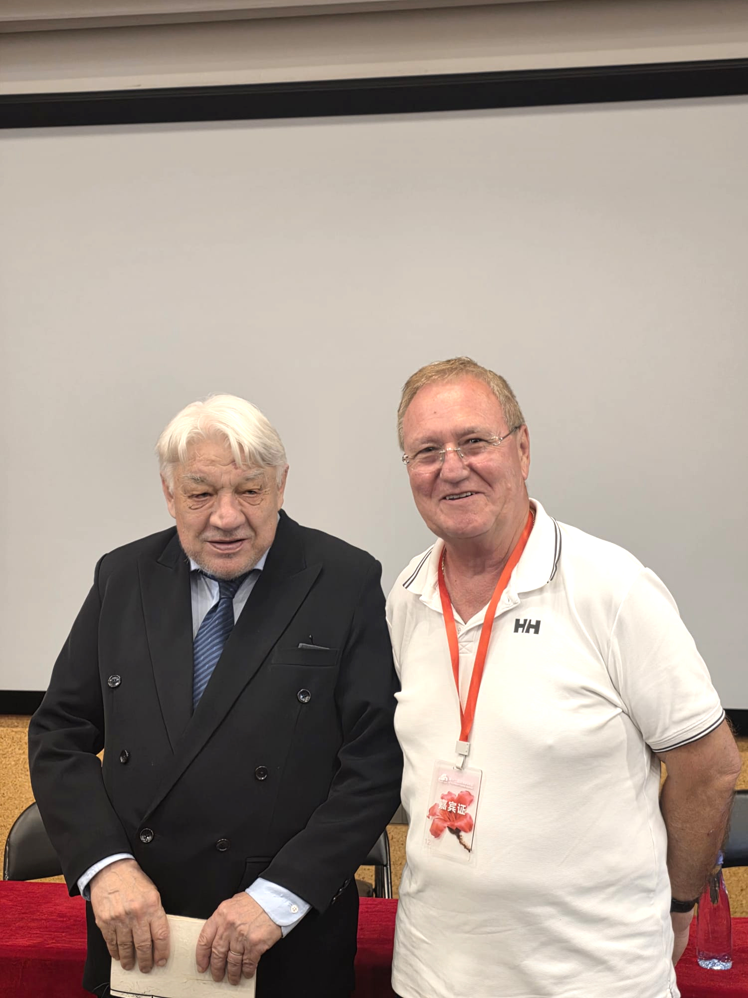 Wolfgang Kubin sinológus és Böszörményi Zoltán