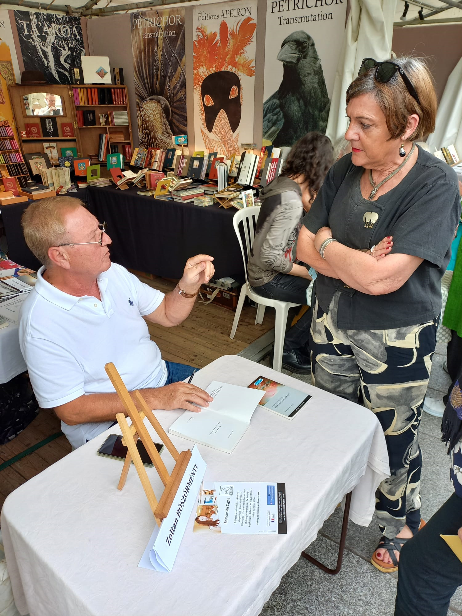 A KÖLTÉSZET VÁSÁRA