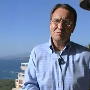 Billionaire Hungarian writer in Monaco