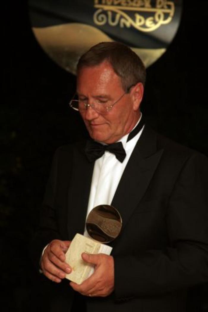 „Jó társaságba kerültem” 