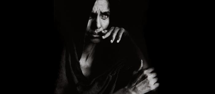 Meleg este, telihold; Két miatyánk; A vak, aki látta a halált – novellák