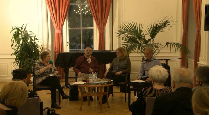 FELLÁZADT SZAVAK – videó a verseskötet bemutatójáról