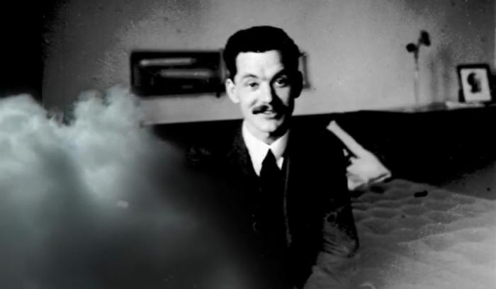 A VERS A CSEND, AZ ELDÖRDÜLŐ ÁGYÚBAN A GOLYÓ