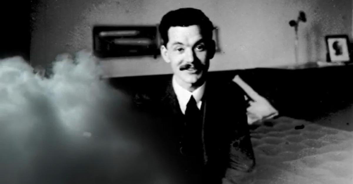 A VERS A CSEND, AZ ELDÖRDÜLŐ ÁGYÚBAN A GOLYÓ